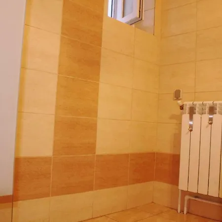 Holiday home Casa Cu Obloane Albastre