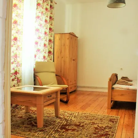 Casa Cu Obloane Albastre * Sibiu